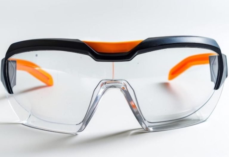 Where Can I Get Prescription Safety Glasses Easily?