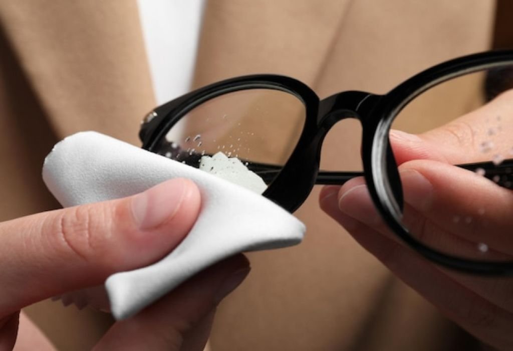 Quick Answer — How to Clean Anti-Fog Safety Glasses (Step-by-Step)