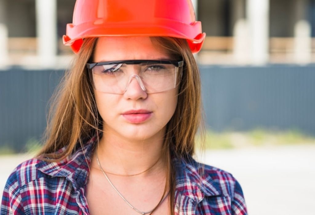 The Short Answer — Do Safety Glasses Harm Eyesight?