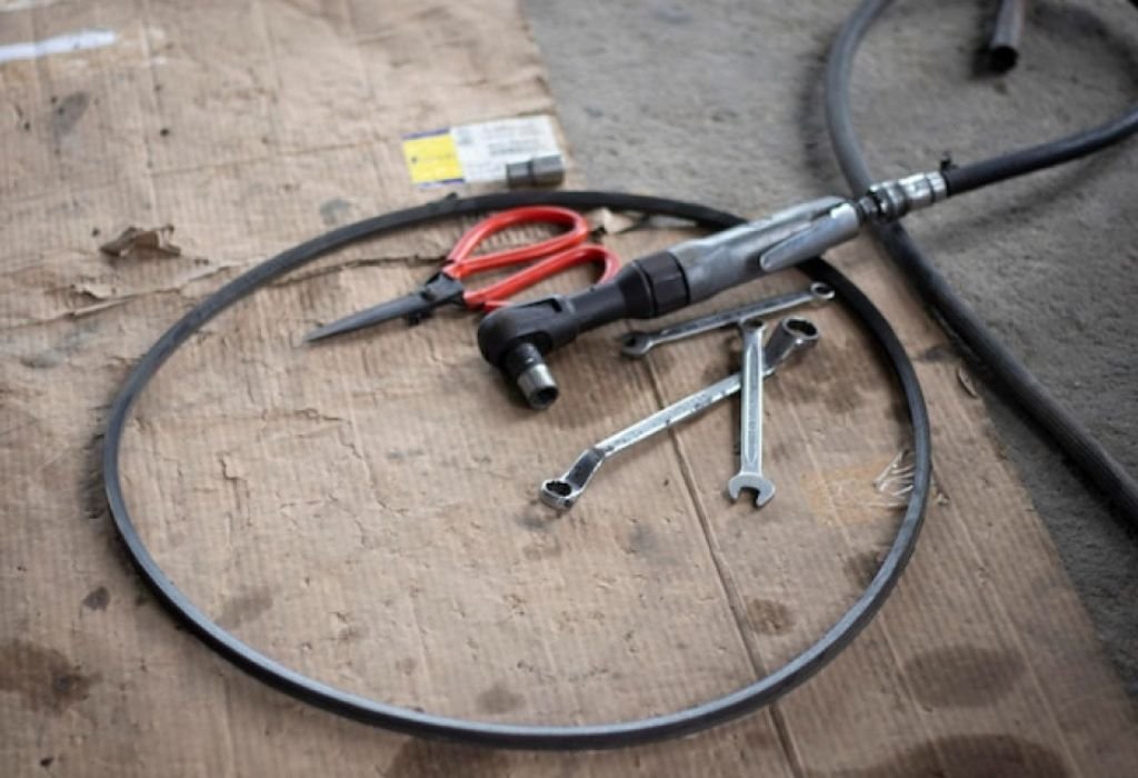 Who Makes Bauer Impact Wrenches?