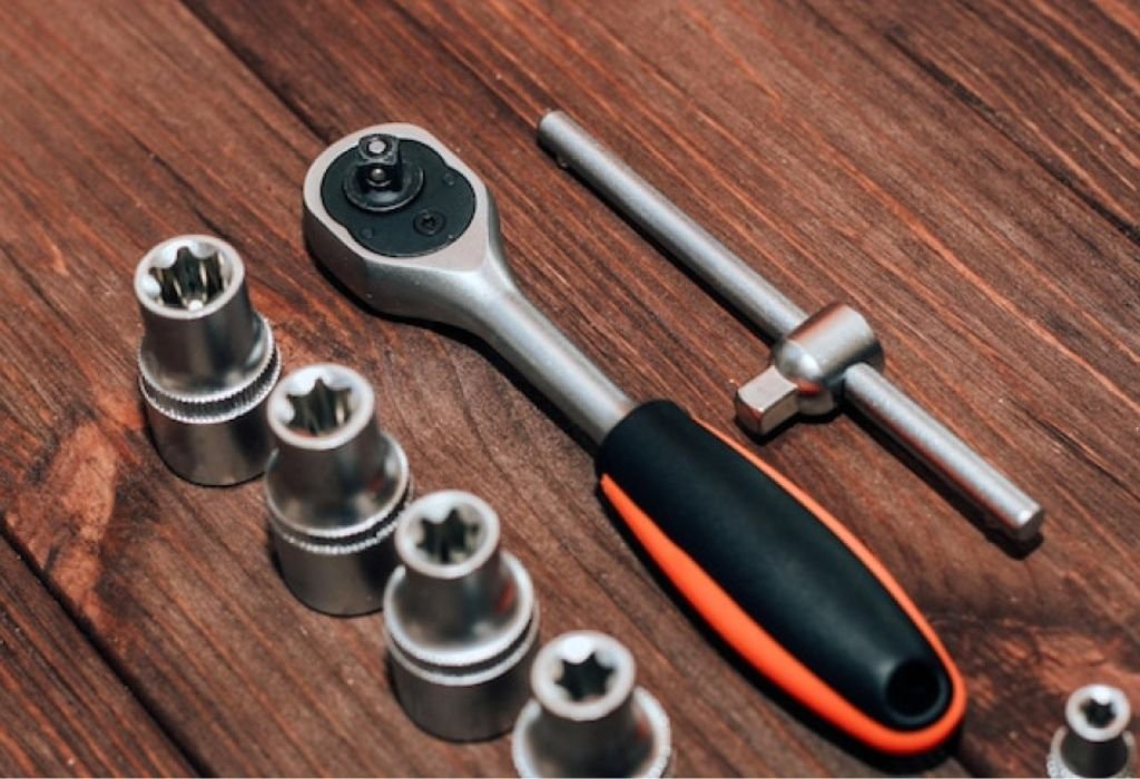 Common Mistakes When Attaching Sockets