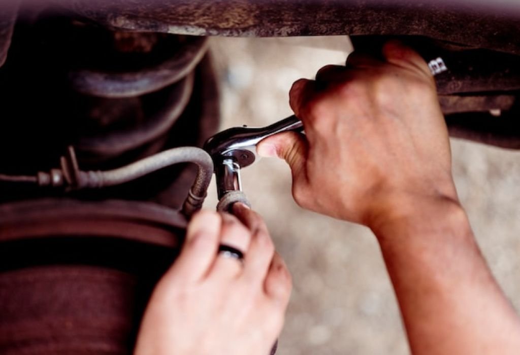 Know Your Clutch Nut Before You Turn It