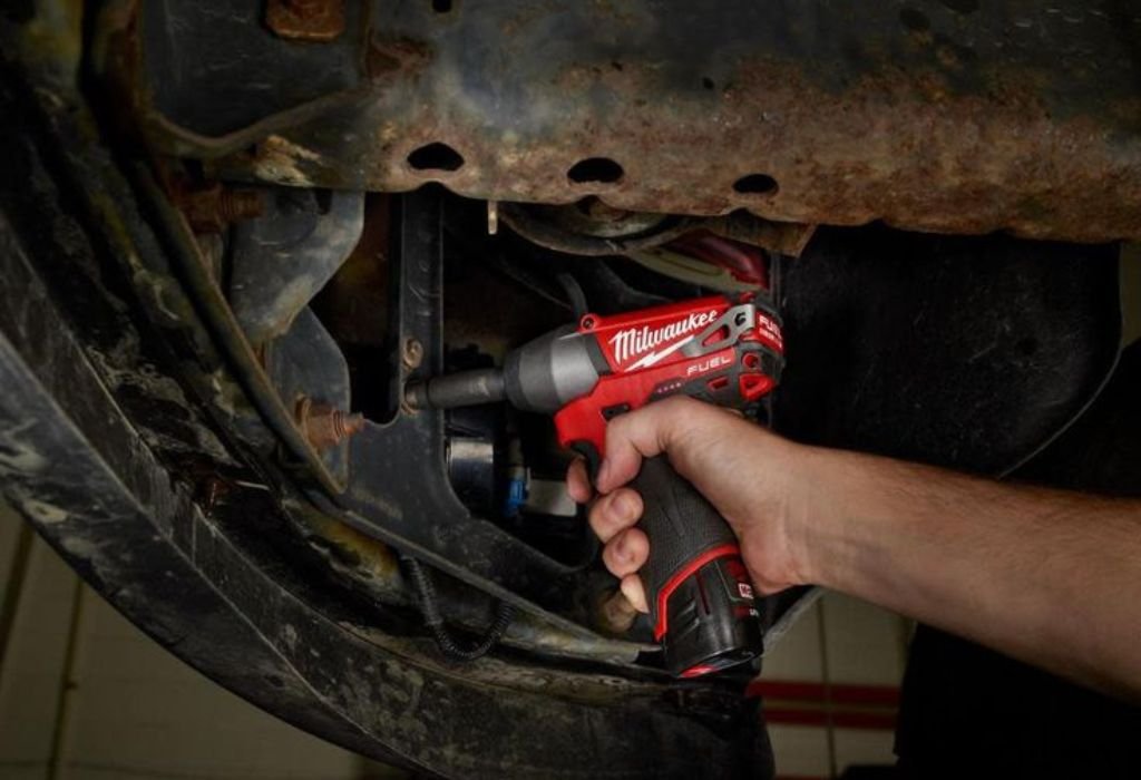 Cordless vs Pneumatic vs Corded for how much torque do i need for impact wrench