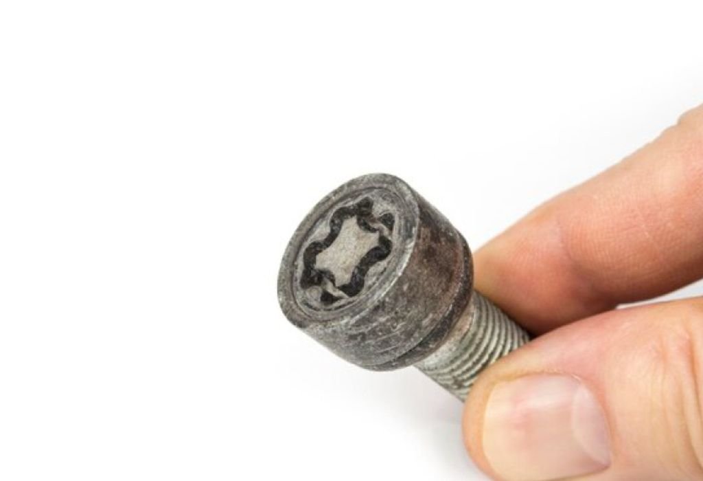 Quick Answer — Best Ways to Remove a Bolt Without an Impact Wrench