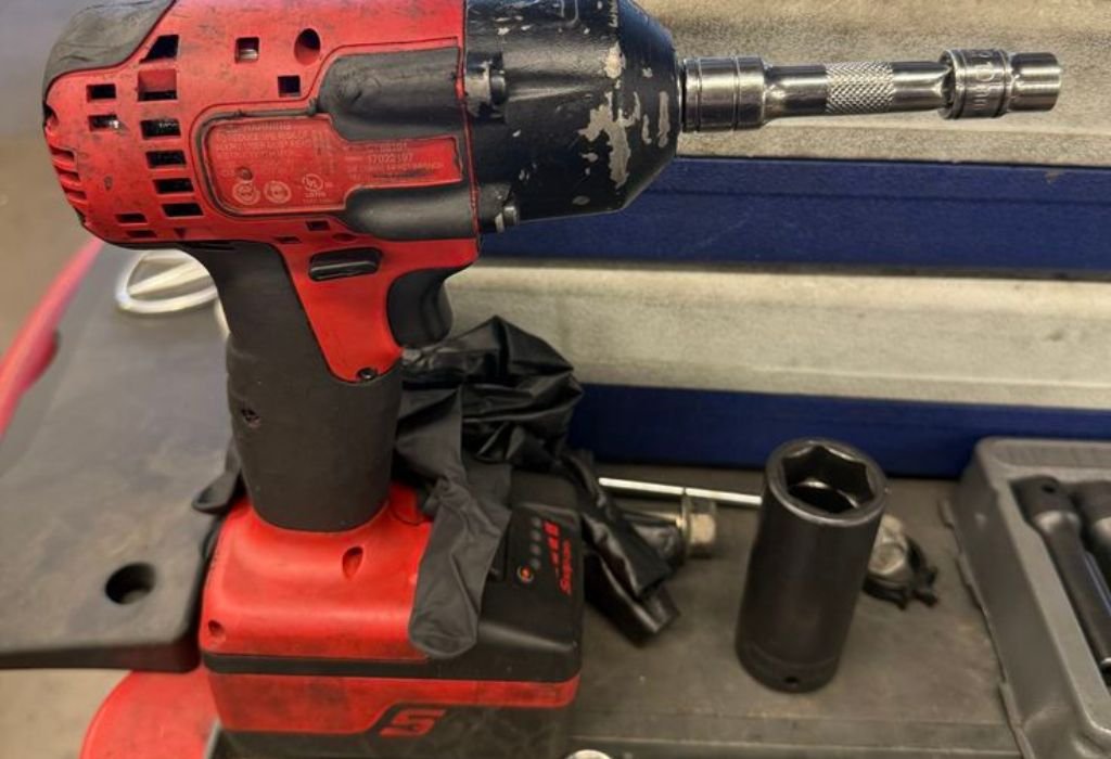 1. How a Pneumatic Impact Wrench Works