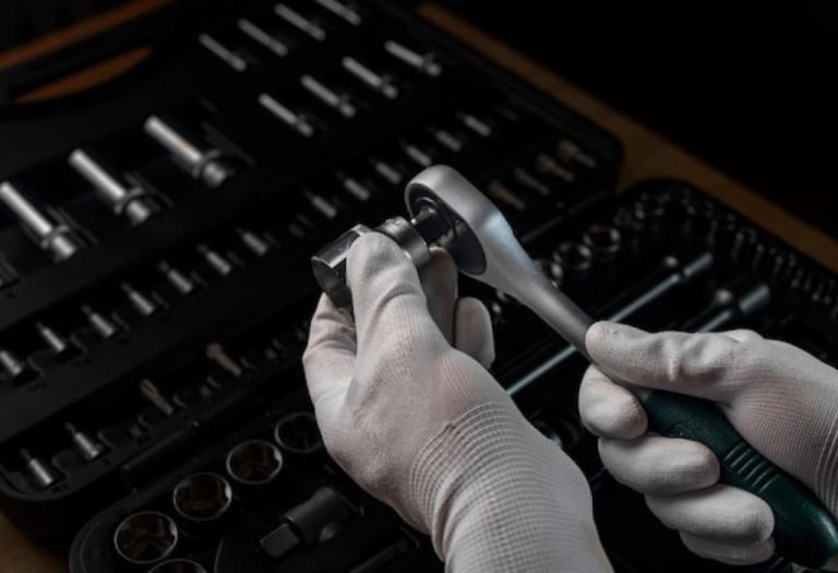 How to Control Torque with an Impact Wrench Tool