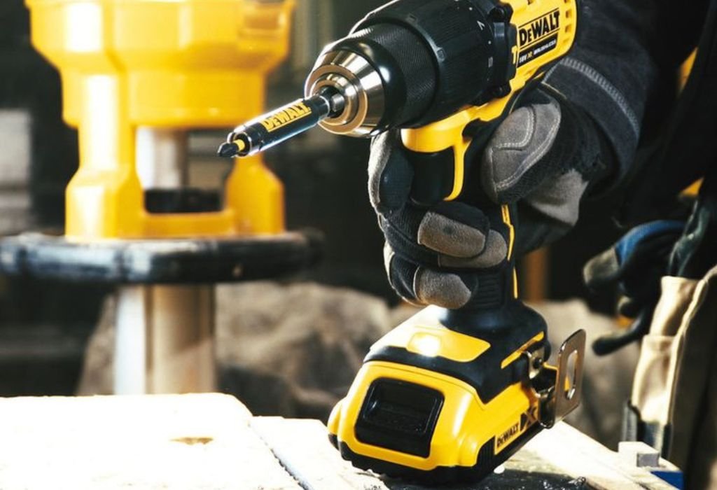 Understanding How a DeWalt Impact Wrench Works