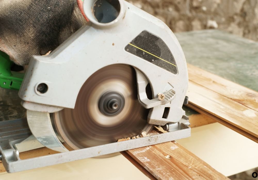 Step 4: Removing the Old Blade