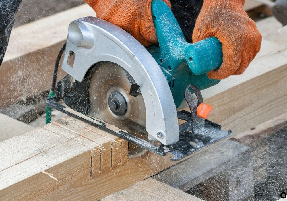 Understanding What a 90-Degree Cut Means