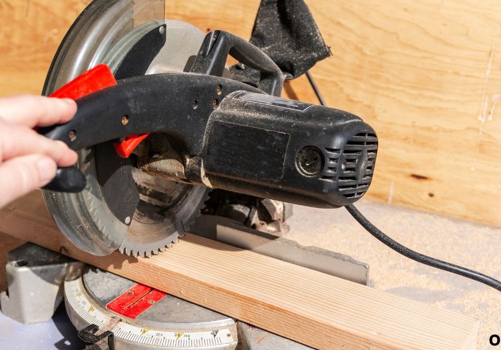 Why Cleaning Your Circular Saw Is So Importan