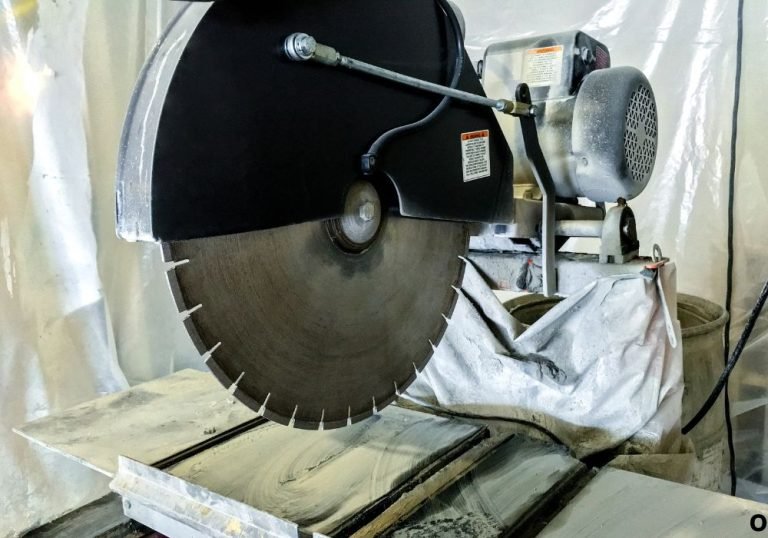 How to Clean a Circular Saw Blade for Smoother, Faster Cuts