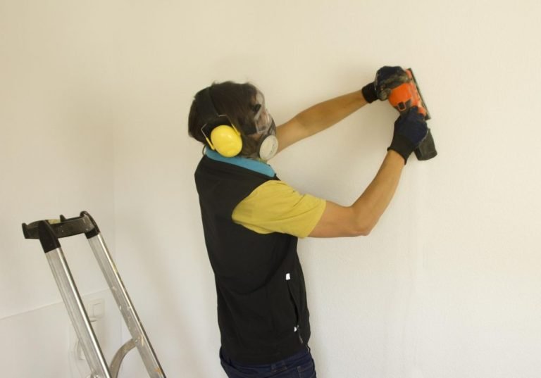 What Kind of Power Sander Is Best for Drywall
