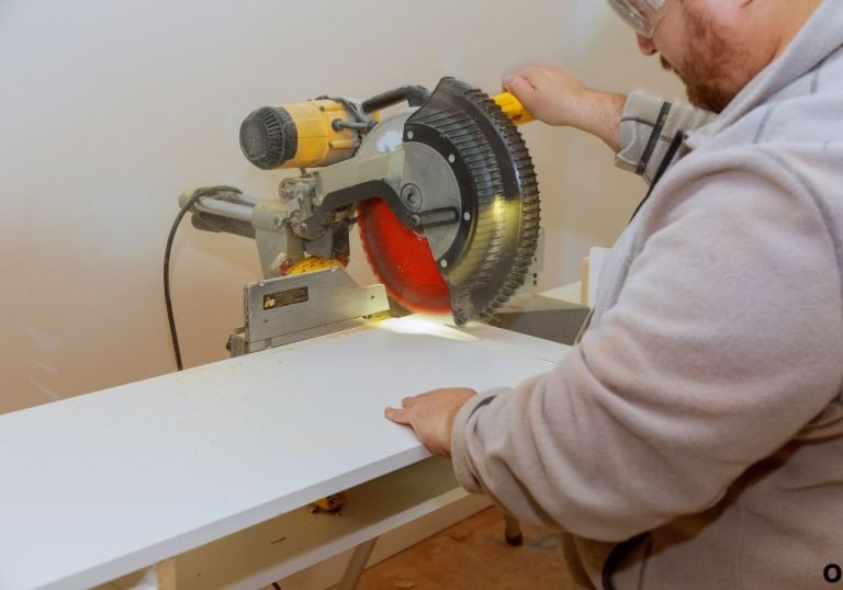 How to Cut Straight With a Circular Saw Like a Pro