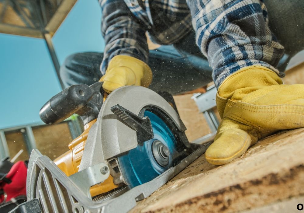 What Does RPM Mean in a Circular Saw?