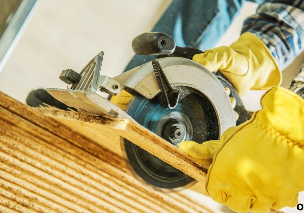 What Does RPM Mean in a Circular Saw?