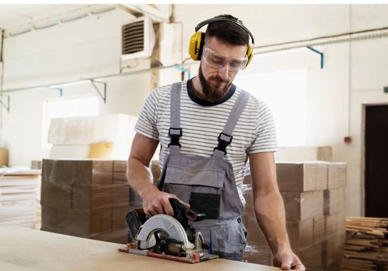 Best Power Sander to Use for Furniture Refinishing