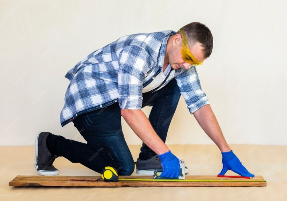 Safety Tips When Using Power Sanders on Stair Treads