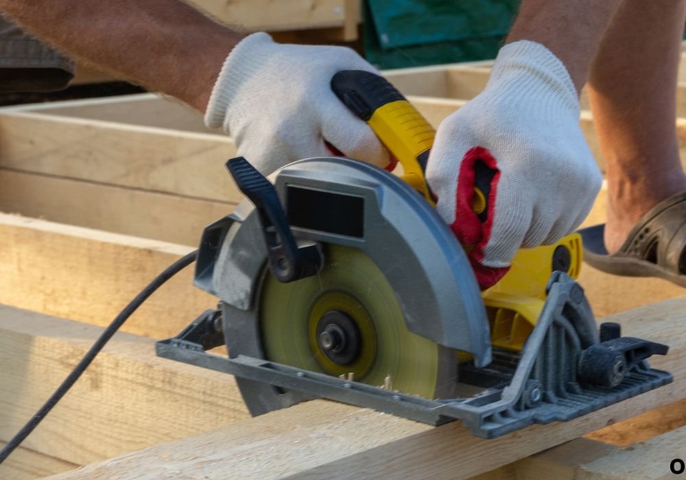 Step-by-Step: Making a 45-Degree Angle Cut