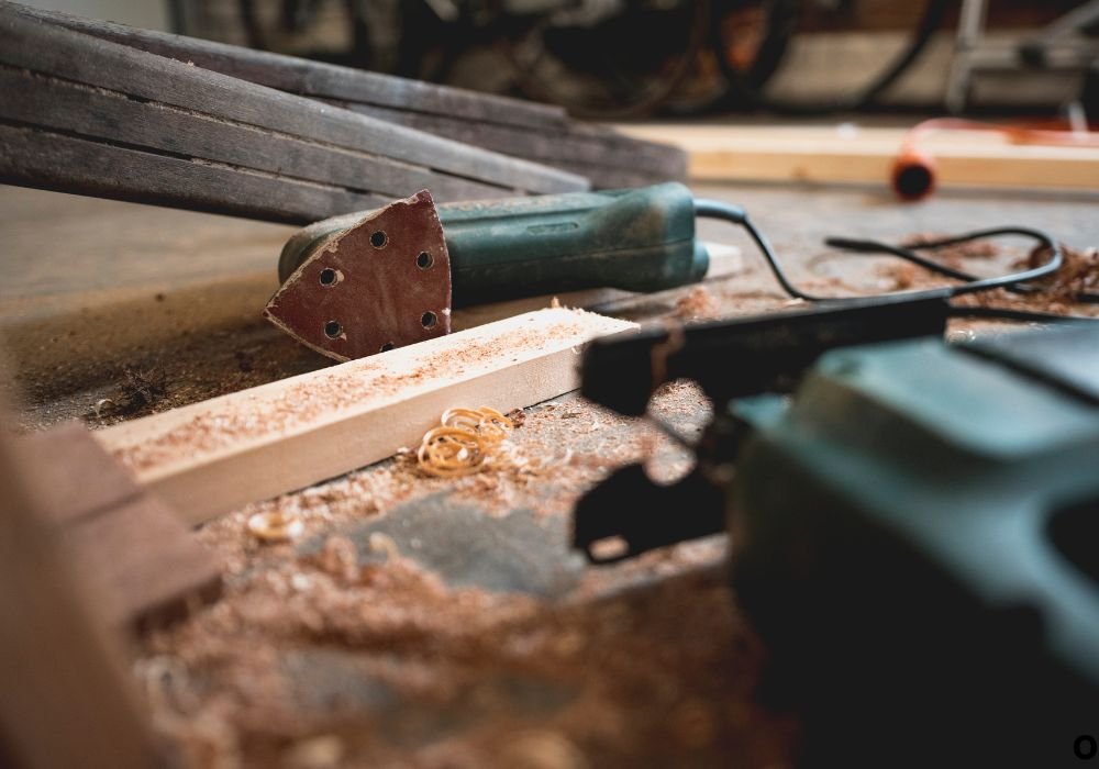 How a Power Sander Generates Power