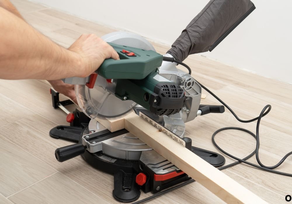 5. Blade Guard – The Primary Safety Feature