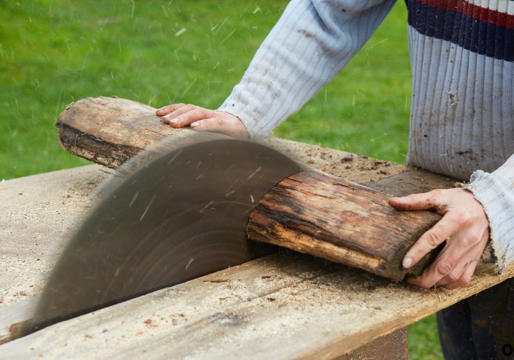 Why the Saw Guard Is Essential for Safety