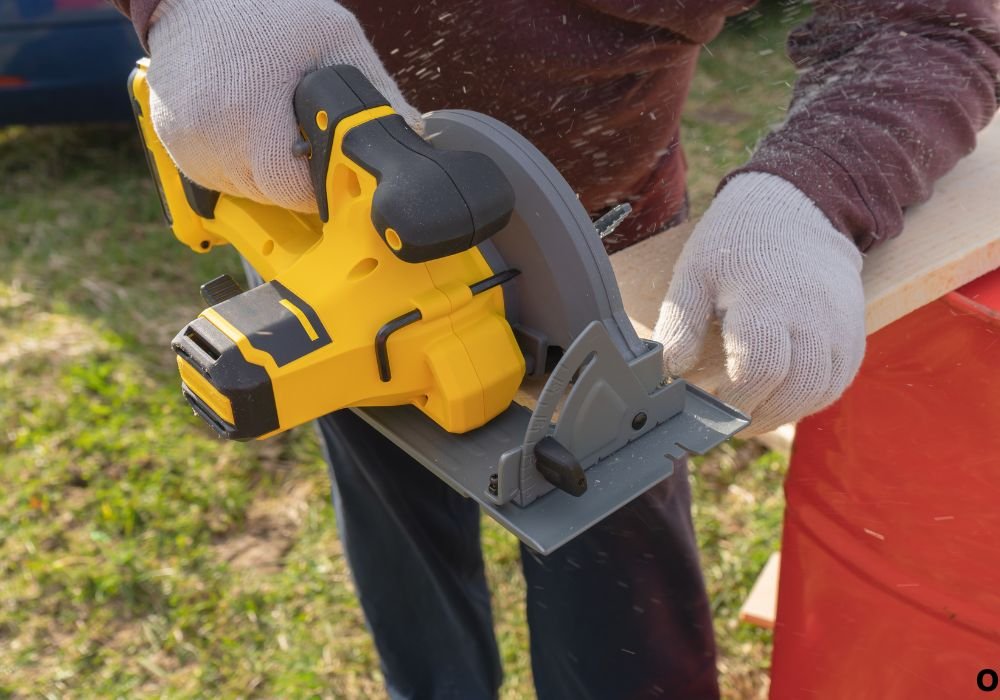 Understanding Circular Saws and Rip Cuts