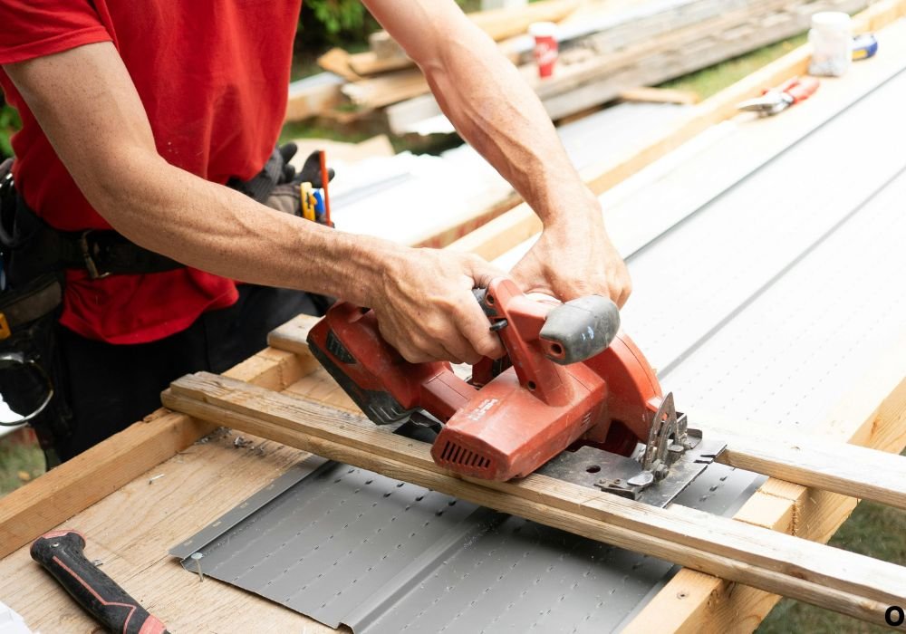 Tips for Getting Straight and Smooth Cuts Every Time