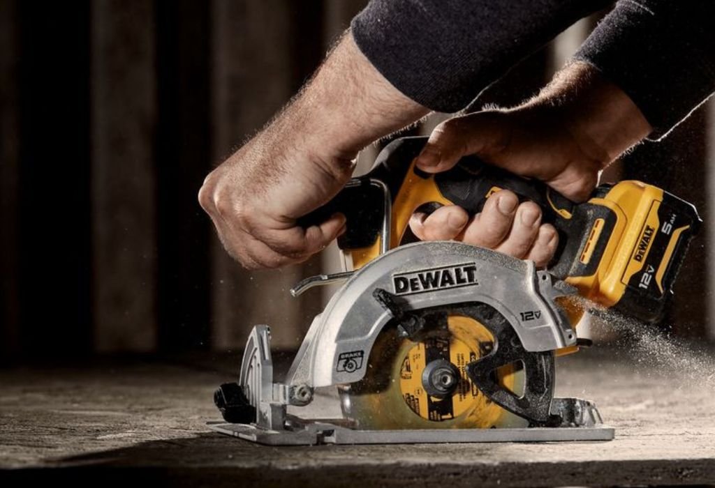 Tips for Perfect Door Cuts