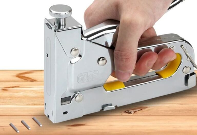 Why Is Your Electric Staple Gun Not Working? Fixes