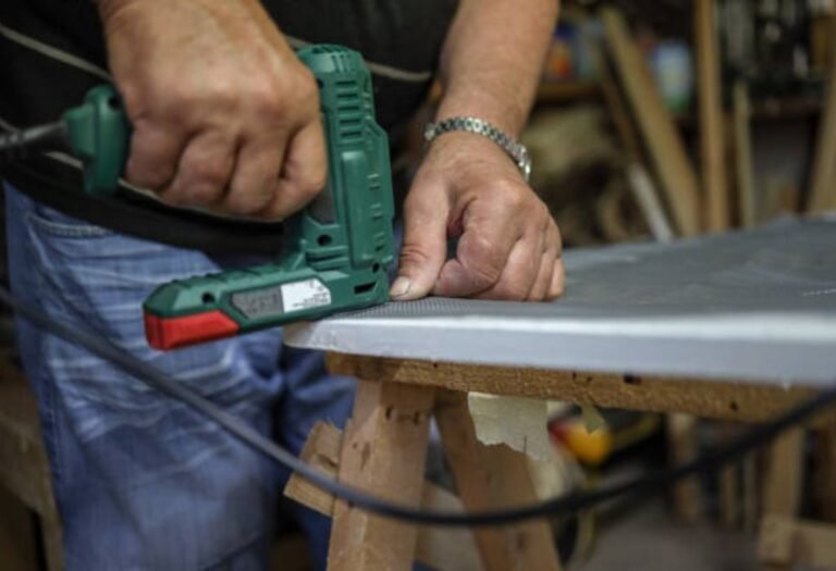 How To Attach Wire With Staple Gun Safely and Effectively